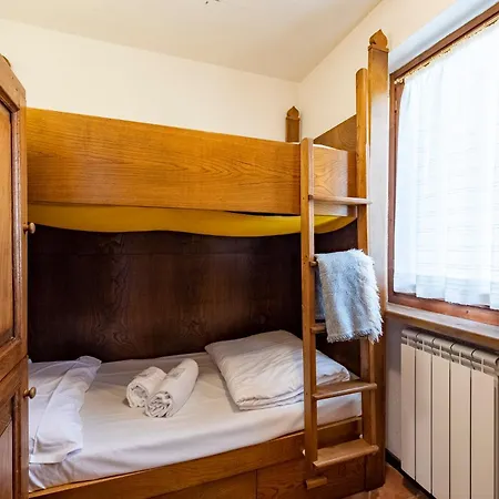 Flat With Garden In - Happy *