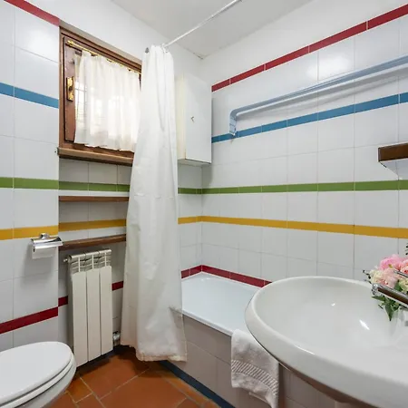 Flat With Garden In - Happy