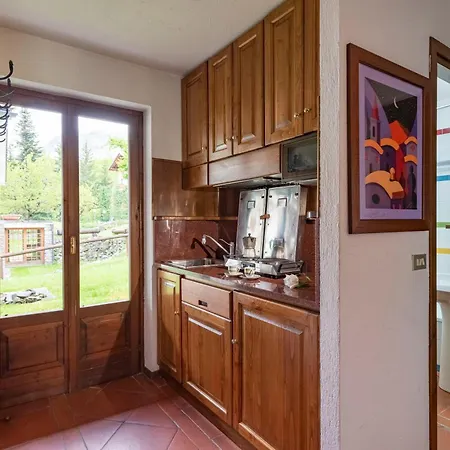 Flat With Garden In - Happy Courmayeur