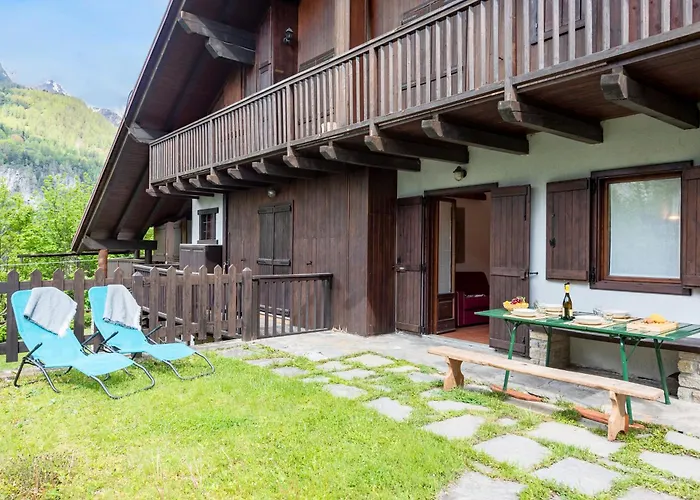 Charming With Garden In - Happy Apartment *