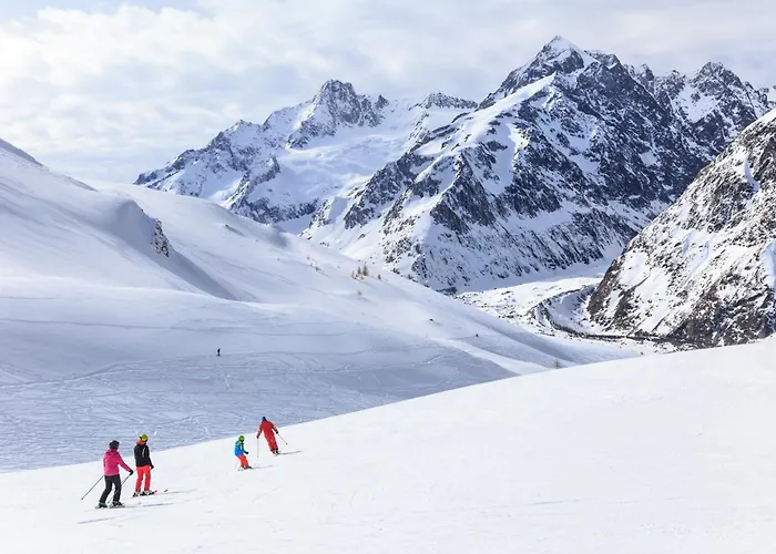 Апартаменты Charming With Garden In - Happy