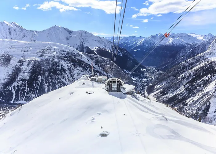 Charming With Garden In - Happy Apartment Courmayeur